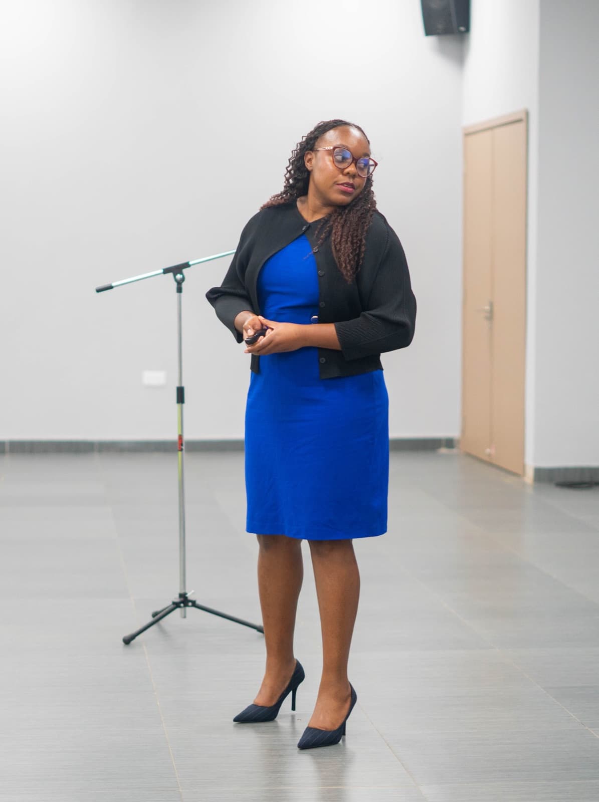 Massi Mapani delivering a technology presentation